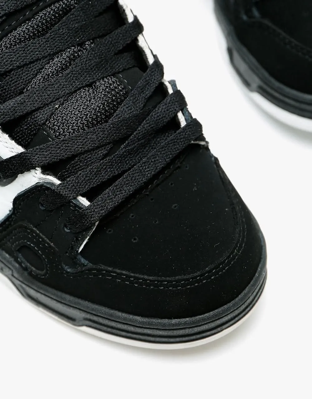 DVS Comanche Skate Shoes - Black/White Nubuck