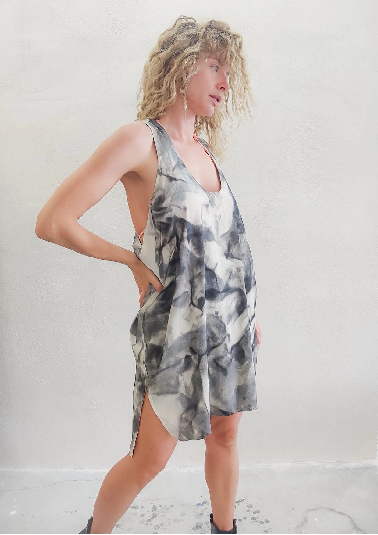 HANDPAINTED - TANK TOP / DRESSS LONG OVERSIZED - creme painted