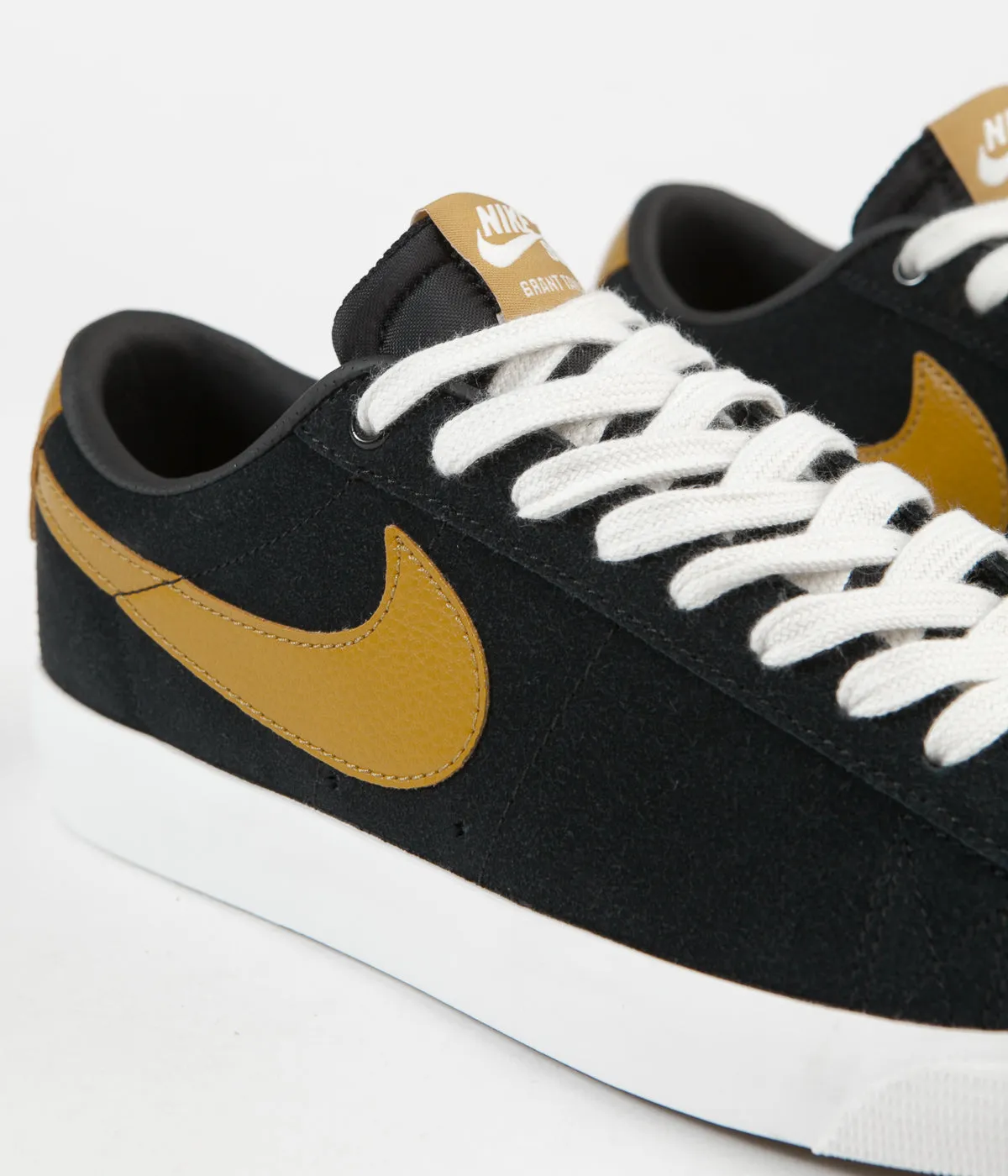 Nike SB Blazer Low GT Shoes - Black / Wheat - Summit White