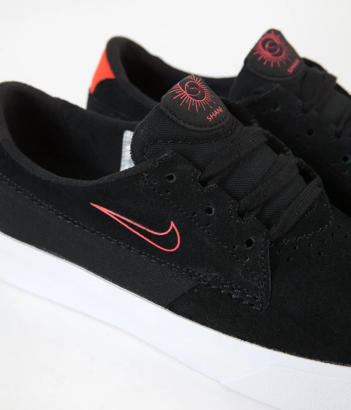 Nike SB Shane Shoes - Black / Bright Crimson - Black - White