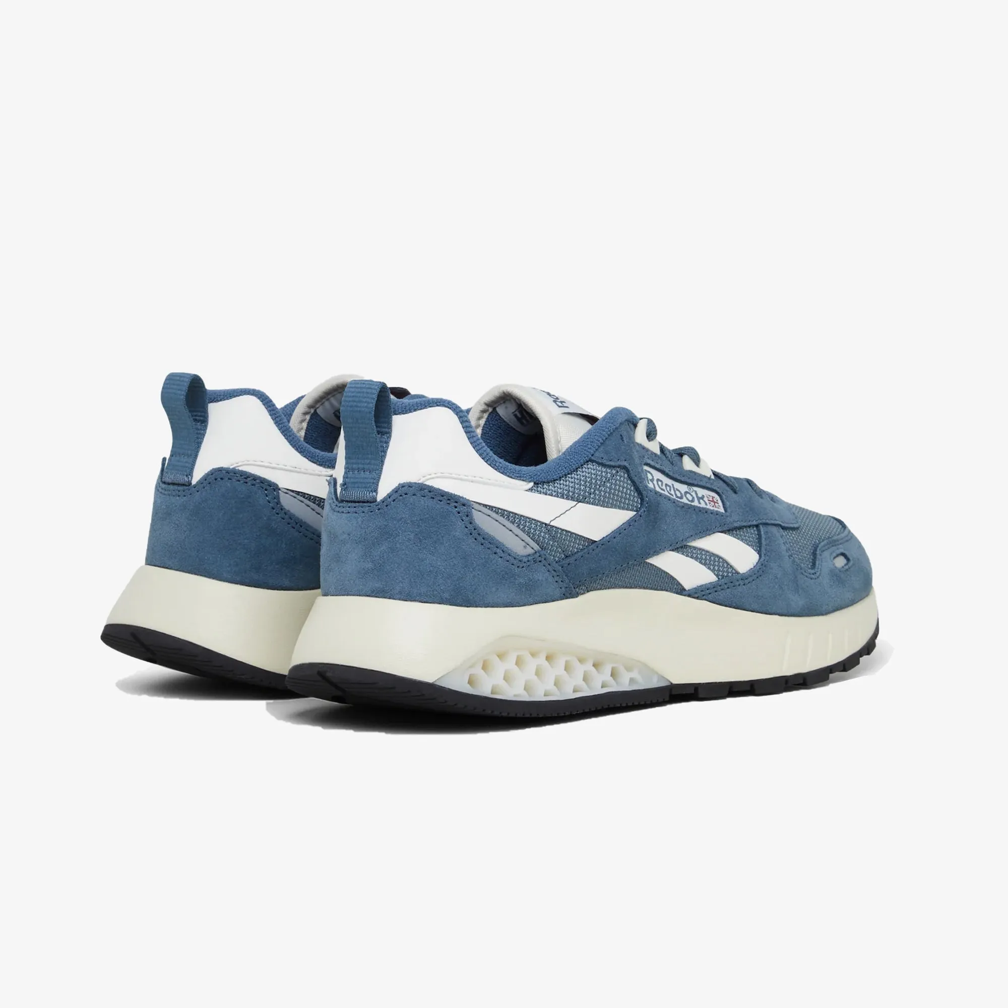 Reebok | CLASSIC LEARHER HEXALITE   { HOOPS BLUE/CHALK/ALABASTER