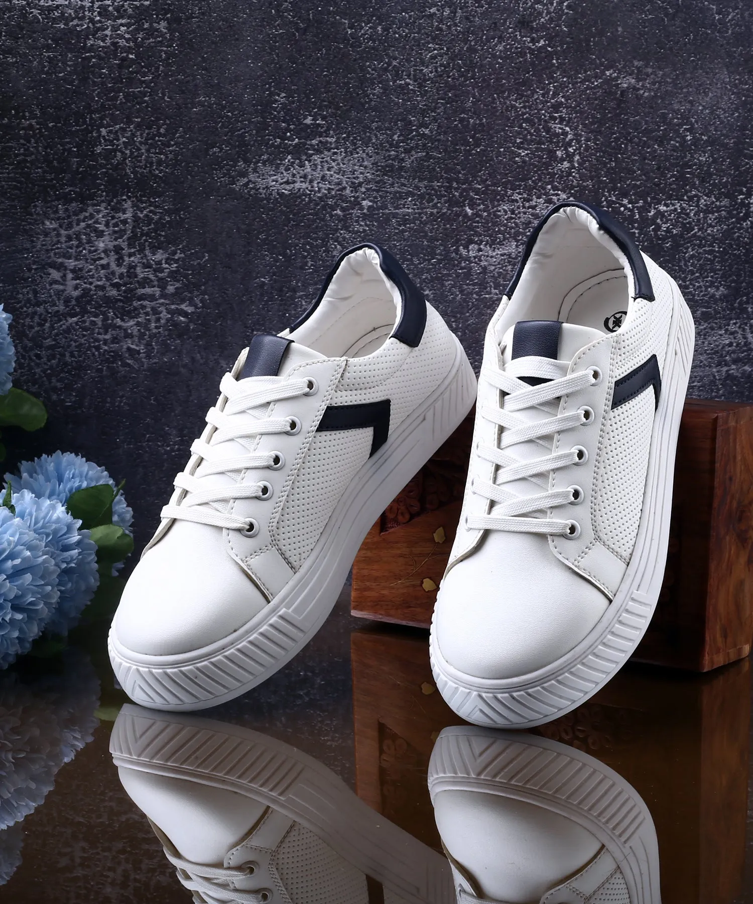 Women's Faux Leather Stylish And Fashionable Sneakers